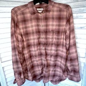 American Eagle Boyfriend Fit Plaid Lg *So soft!*